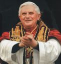 201010616105813-PopeBenedictXVI_3.jpg