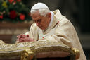 Pope2BBenedict2BXVI2BCelebrates2BMidnight2BMass2BaV4qsHurEfIl.jpg