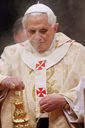 Pope2BBenedict2BXVI2BCelebrates2BMidnight2BMass2BqWmjyFkgS_3l.jpg