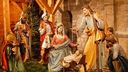 6124581-belen-de-navidad-con-magos-presentacion-regalos-al-nino-jesus-maria-y-jose.jpg