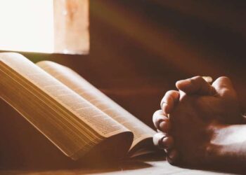 تساعية شفائية من أخطار الأوبئة