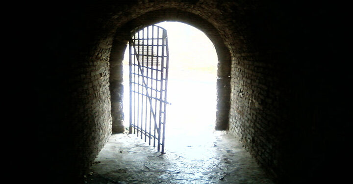 تساعية من أجل الثبات للنهاية