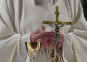 صلاة من اجل الكهنة