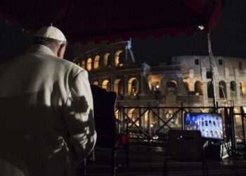 تأملات رتبة درب الصليب ٢٠٢٢ – البابا فرنسيس