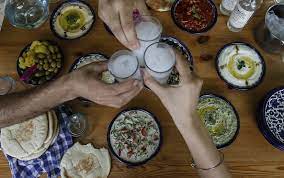 خميس السكارى – تقاليد شعبية