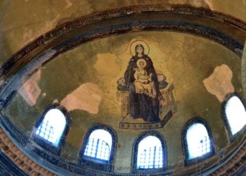 كاتدرائيّة آيا صوفيا – الحكمة الإلهيّة – كنائس تركيا