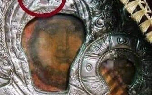 أيقونة العذراء “دينيوس” وتعني بالتركية (العودة) – تاريخ الايقونة