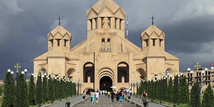 الفن الأرميني في الكنائس – الفن الكنسي