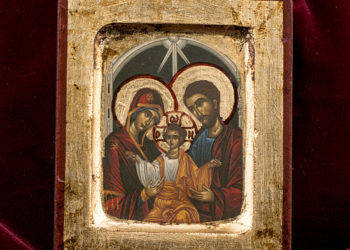 أيقونة العائلة المقدسة مباركة على حجر الطيب (بيزنطية) – الايقونة وشرحها