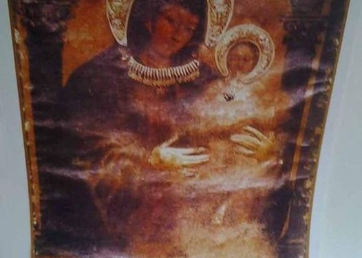 أيقونة القديس لوقا الإنجيلي على جلد النعام للعذراء مريم – تاريخ الايقونة