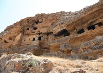 دير مار مارون – كنائس لبنان