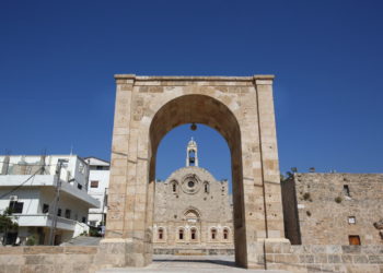 كنيسة القدّيسة كاترينا (أنفة الكورة) – كنائس لبنان