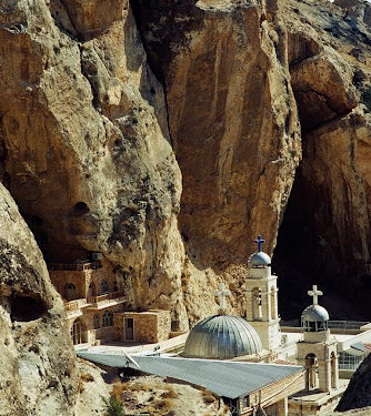 دير مار تقلا البطريركيّ (معلولا) – كنائس سوريا