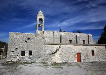 كنيسة مار سابا (إدّه البترون) – كنائس لبنان