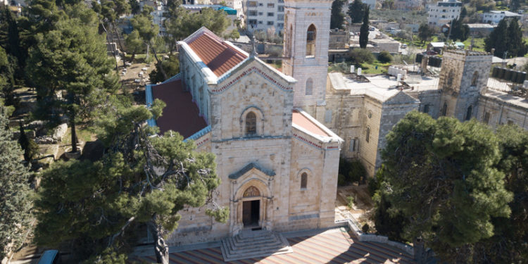  كنيسة تلميذي عمواس (القبيبة) – كنائس القدس