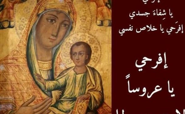 المديح الذي لا يُجلس فيه