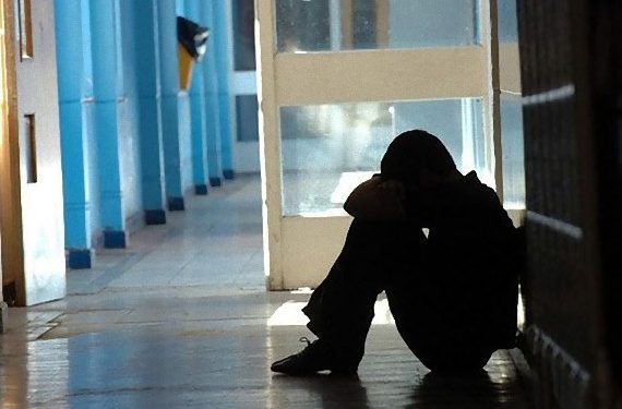 الصبر والاحتمال في خبرة التعرّض للتنمّر والسخريّة