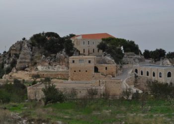 دير مار سمعان أيطو – مزار القديسة رفقا – كنائس لبنان