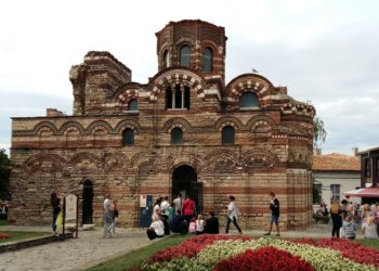 كنيسة المسيح الضابط الكل (نيسيبار – بلغاريا) – كنائس متفرقة