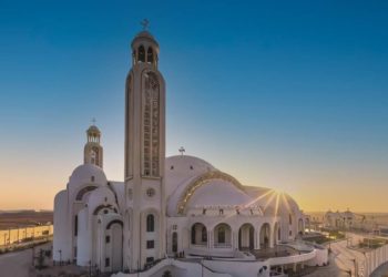 كاتدرائية ميلاد المسيح بمصر (أكبر كنيسة في الشرق الأوسط) – كنائس متفرقة