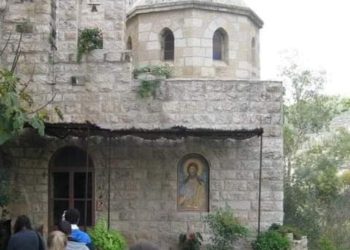 المغارة التي اختبأت فيها القديسة أليصابات مع القديس يوحنا المعمدان وقبر القديسة أليصابات (إستعدادا لعيد مولد النبي المجيد يوحنا المعمدان 24 حزيران) – كنائس القدس