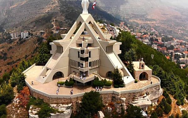 كنيسة سيّدة الحصن (إهدن) – كنائس لبنان