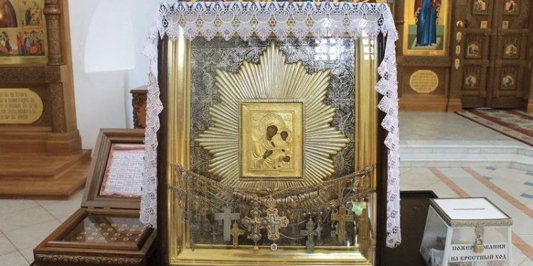 أيقونة والدة الإله الخلاص من المتاعب (أيقونة روسية) – تاريخ الايقونة