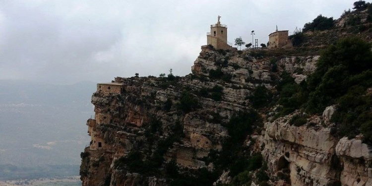 محابس حردين المقدسة في جبال البترون  – كنائس لبنان