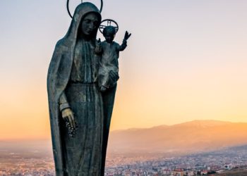 “سيدة زحلة والبقاع” التي ترتفع على أعلى برج في لبنان – كنائس لبنان