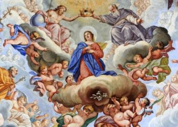 البابا فرنسيس: السماء ليست بعيدة بعد الآن لأن هناك أم تنتظرنا عند عتبة السماء