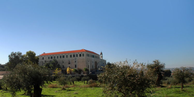 دير رقاد والدة الإله – بكفتين – كنائس لبنان