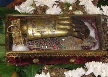 يد القديسة تقلا ، أين هي اليوم ؟