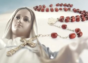 صلاة رائعة لسيّدة الورديّة المقدّسة لحماية العائلة