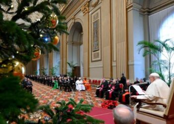 البابا فرنسيس: الرجاء ليس مجرد عادة أو سمة من سمات الشخصية بل هو قوة علينا أن نطلبها