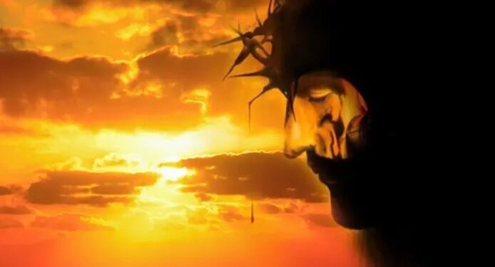 في الجمعة العظيمة… الرّبّ يراك عظيمًا