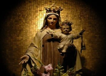 صلوات رائعة إلى مريم “سيّدة الكرمل”