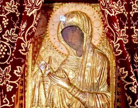 أيقونة العذراء (سيدة السكين المقدس) – تاريخ الايقونة