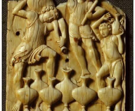 لوحة وتمثال للمسيح على العاج – تاريخ الايقونة